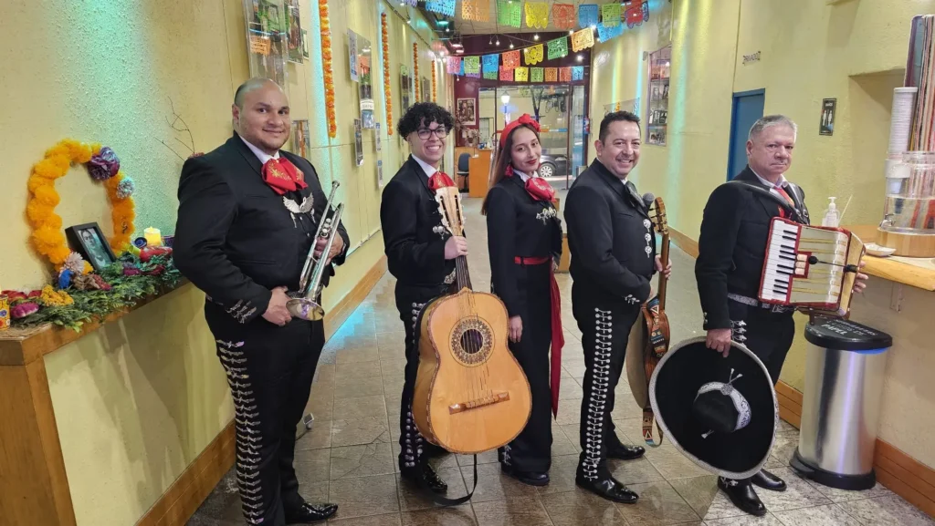 marichis en madrid, serenatas madrid, mariachi madrid